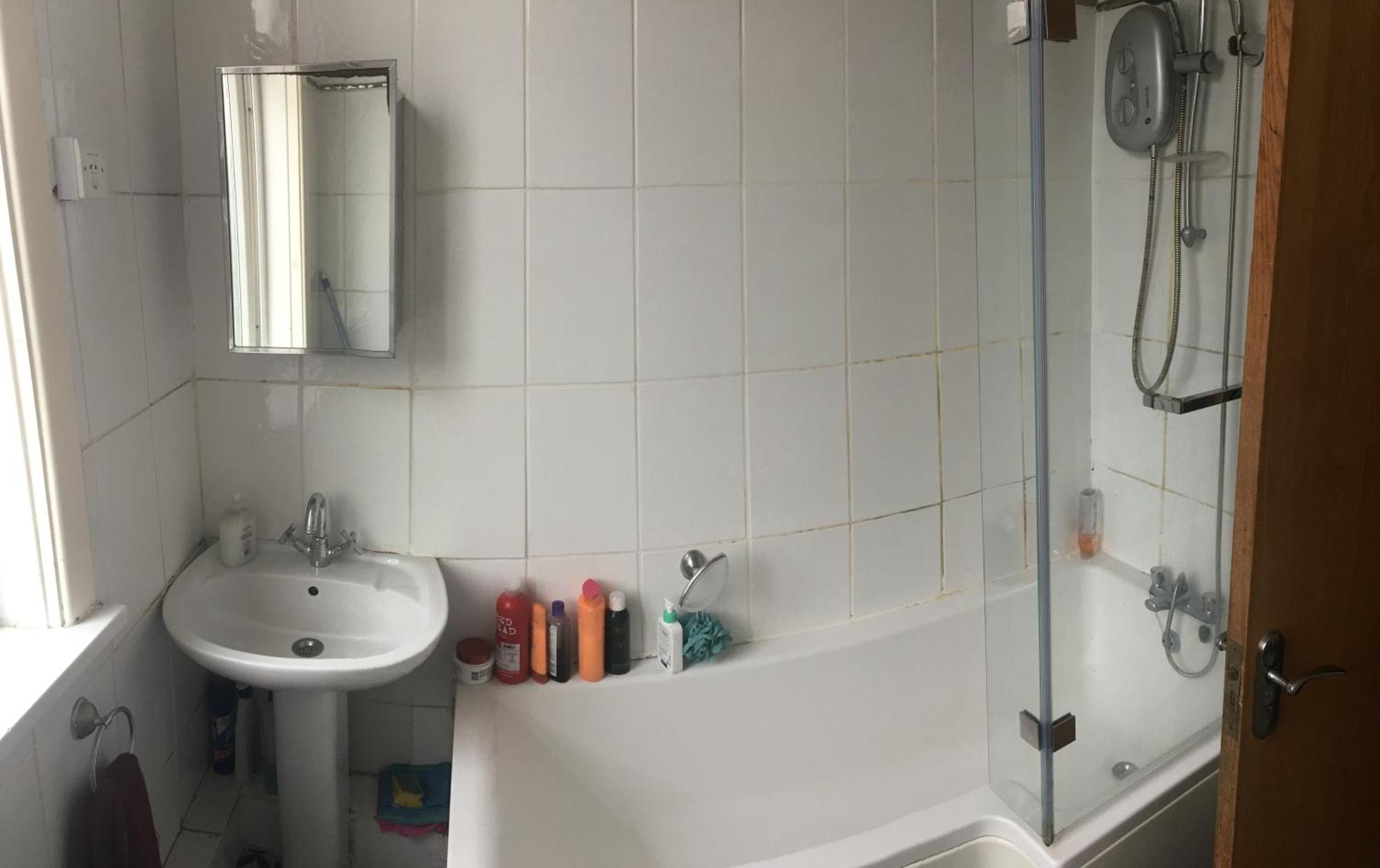 Single Room - Town & University Nearby, 24H Bus, Airport-Linked Манчестер Екстер'єр фото
